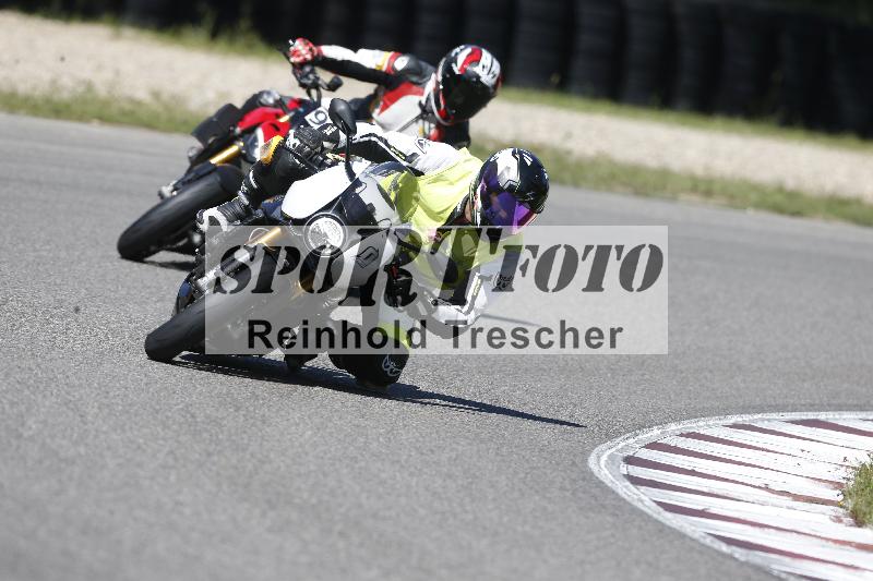 Archiv-2025/48 25.08.2025 Cornu Master School ADR/gruen-vert/0-1